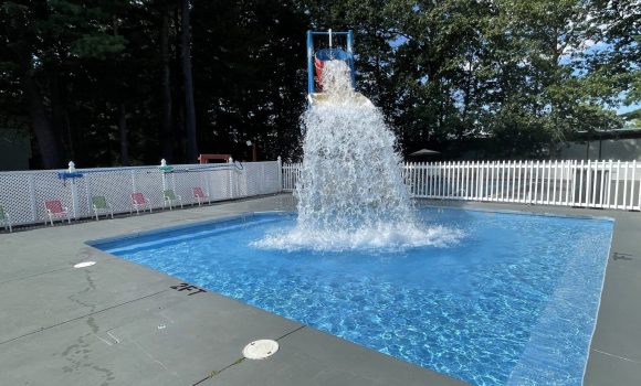 Splash Bucket Pool